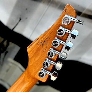 Suhr Mateus Asato Signature Classic S Shell Pink Antique