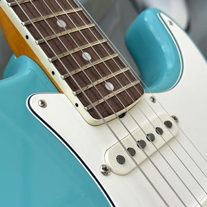 2011 Fender Eric Johnson Stratocaster Tropical Turquoise w/Case