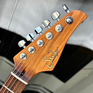 Suhr Mateus Asato Signature Classic S Shell Pink Antique