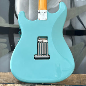 2011 Fender Eric Johnson Stratocaster Tropical Turquoise w/Case