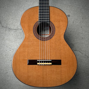 2011 José Ramírez R1 Classical Guitar w/ Hard Shell Case