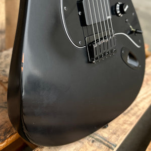 2010 Jim Root Stratocaster Flat Black Ebony Fingerboard w/Case