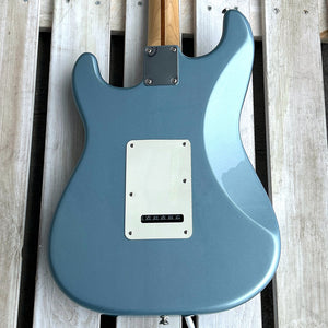 2003 Fender Standard Stratocaster Blue Agave w/Case