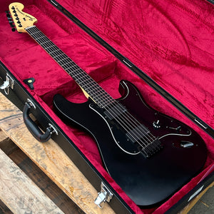 2010 Jim Root Stratocaster Flat Black Ebony Fingerboard w/Case