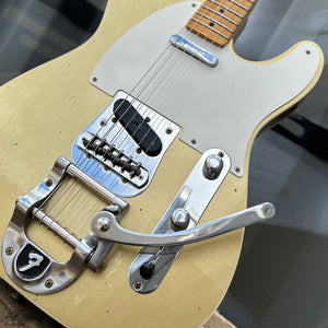 Fender Custom Shop Limited Edition Twisted Telecaster Custom Journeyman Relic 1-Piece Rift Sawn Maple Neck Aged HLE Gold