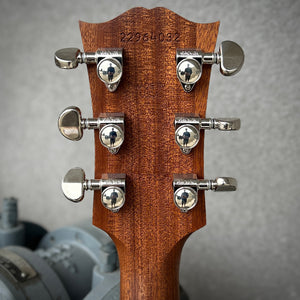 2024 Gibson SJ-200 Studio Walnut Satin Walnut Burst w/Case