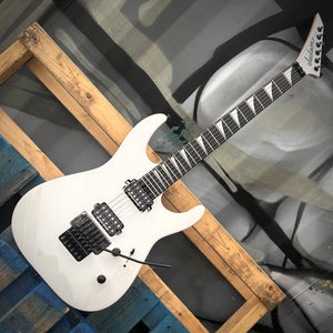 2023 Jackson MIJ Series Dinky DKR, Ebony Fingerboard, Snow White W/Case