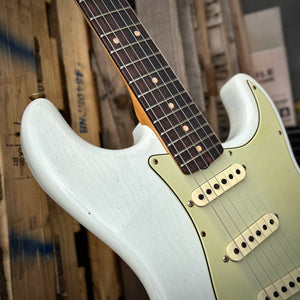 Fender Custom Shop 1959 Stratocaster Journeyman Relic, 3A Rosewood Fingerboard, Super Faded Aged Sonic Blue