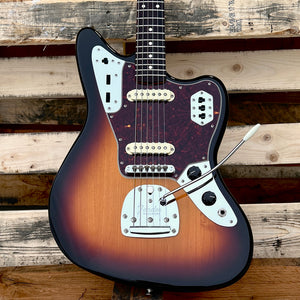 2016 Fender Classic Player Jaguar Special 3-Colour Sunburst w/Bag