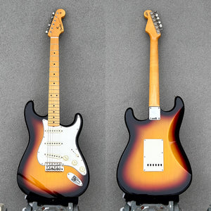 Fender Custom Shop Vintage Custom 1962 Stratocaster NOS Maple Fingerboard 3-Colour Sunburst