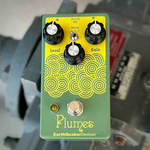 USED Earthquaker Devices Plumes Signal Shredder