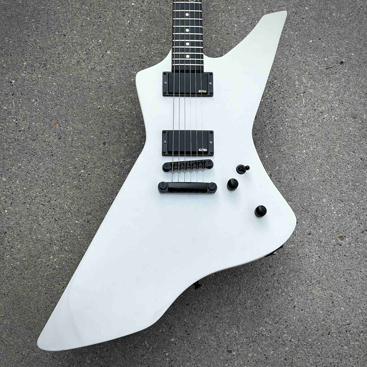 2006 ESP Snakebyte James Hetfield Signature Custom Shop Guitar – Snow White W/Case