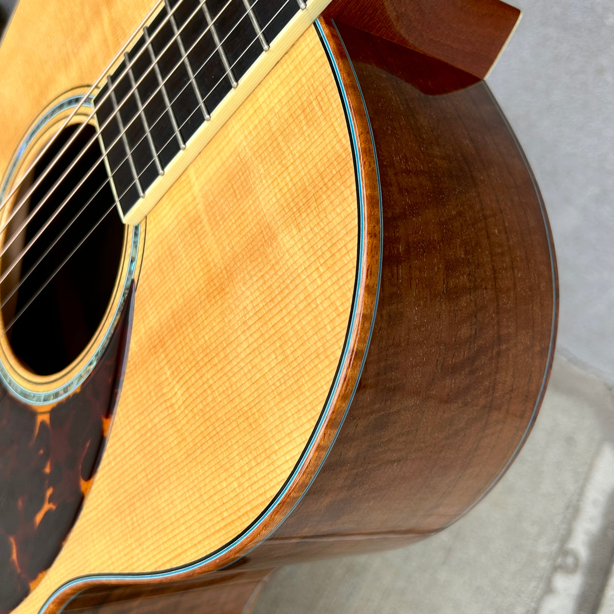 2017 Morgan Guitars CQM Custom Master Class Claro Walnut Back & Sides w/Case