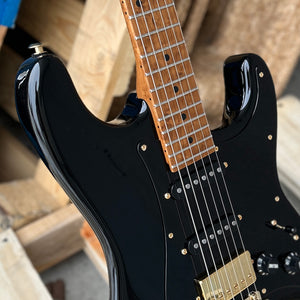 Suhr Mateus Asato Signature Classic S Black