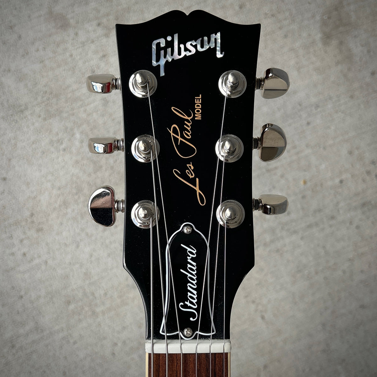 2023 Gibson Les Paul Standard '60s Unburst w/ Case