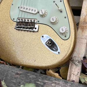 2005 Fender Custom Shop Greg Fessler Master Design 1964 Relic Gold Sparkle Stratocaster