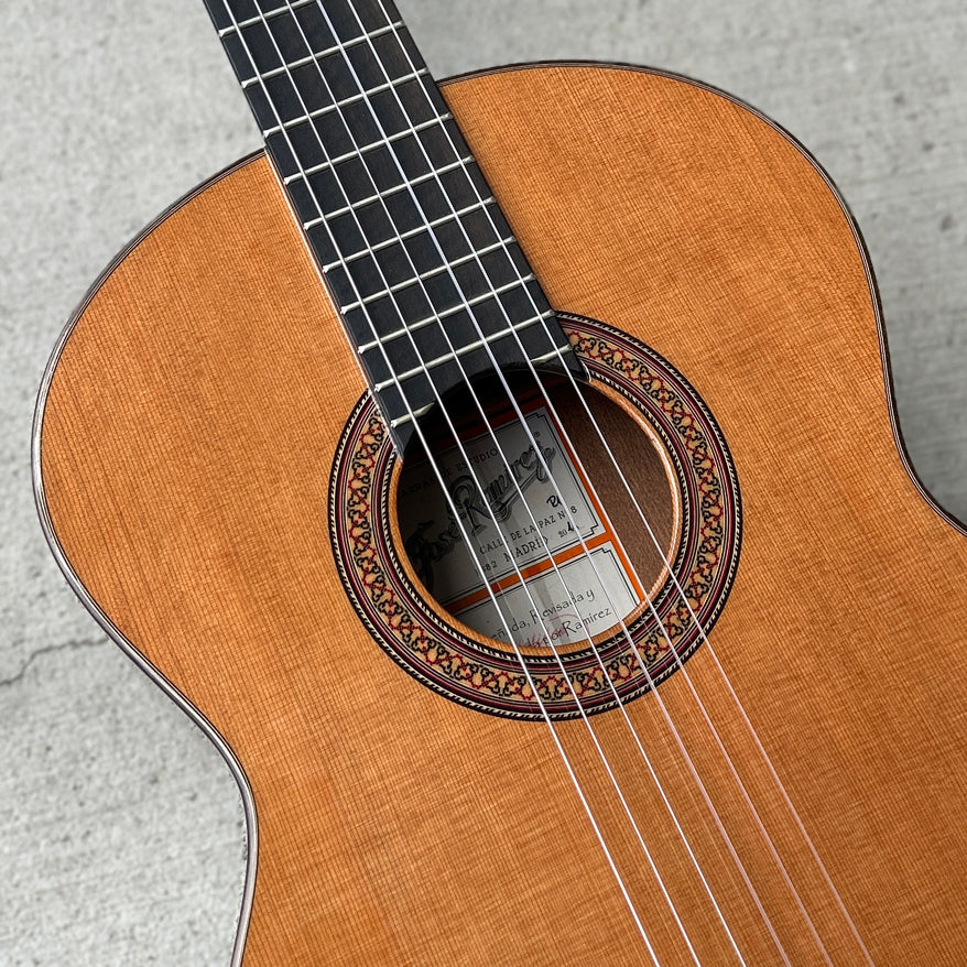 2011 José Ramírez R1 Classical Guitar w/ Hard Shell Case