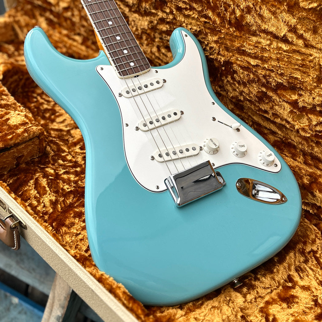 2011 Fender Eric Johnson Stratocaster Tropical Turquoise w/Case