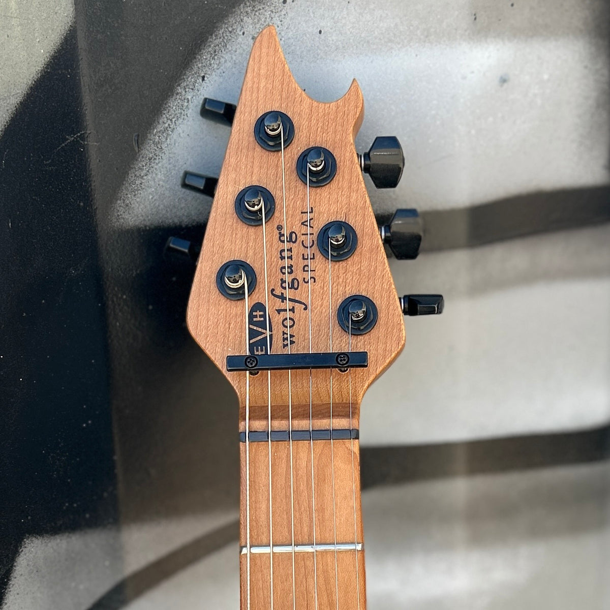 2025 Wolfgang Special TOM, Baked Maple Fingerboard, Gloss Black W/Bag