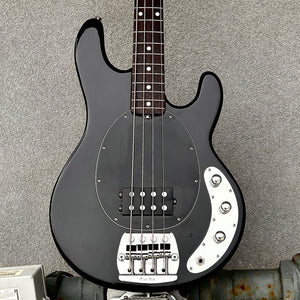2010 Ernie Ball Music Man Classic StingRay 4 Black w/Mono Gig Bag