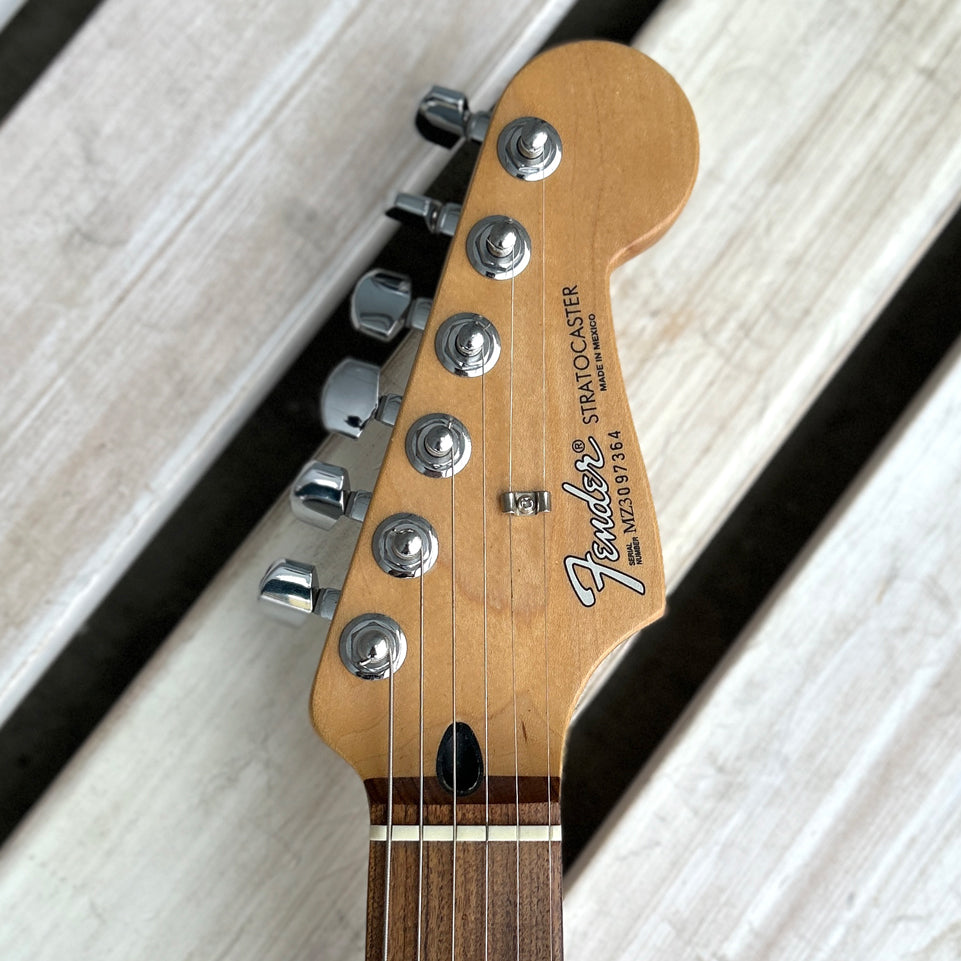 2003 Fender Standard Stratocaster Blue Agave w/Case