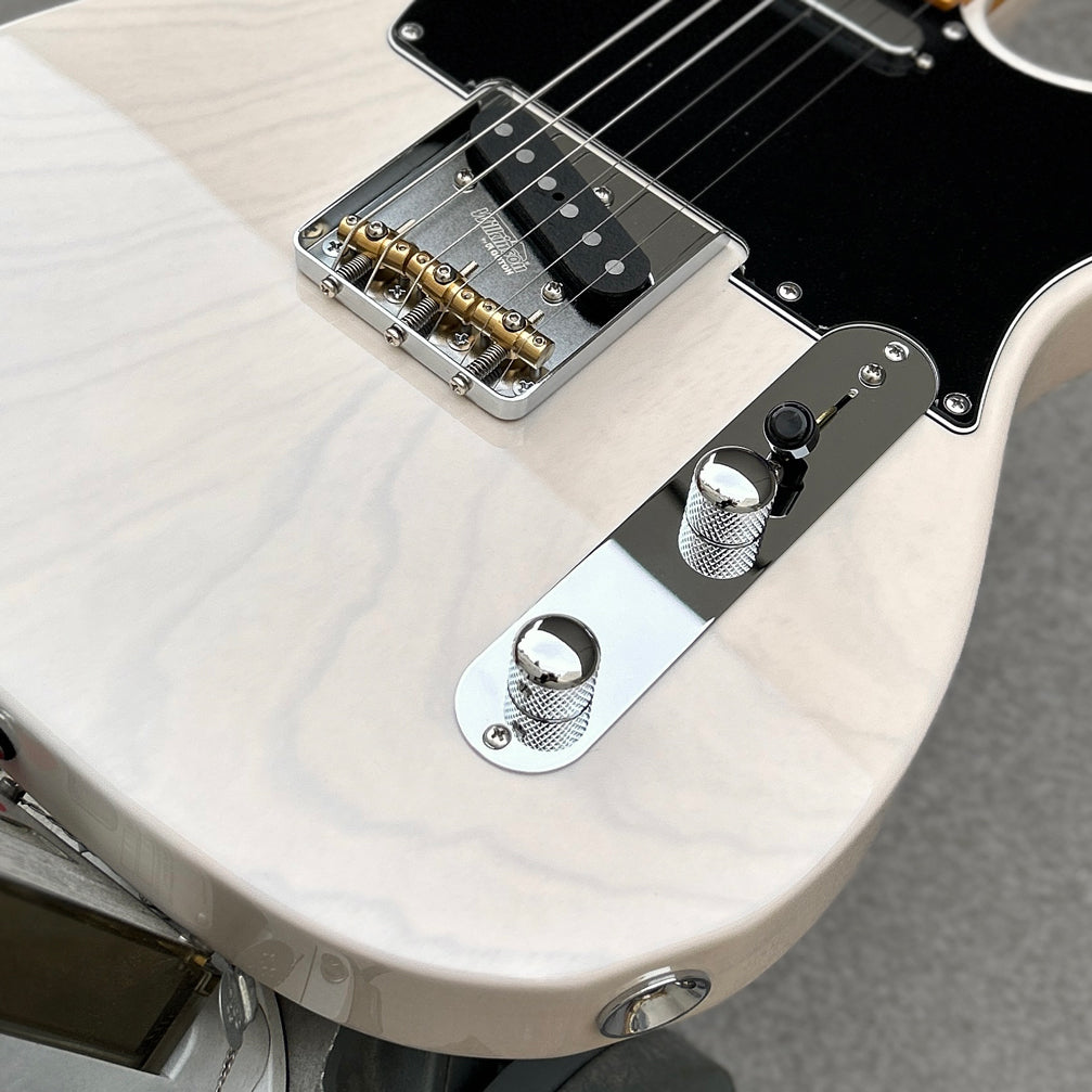 Suhr Classic T Maple Fingerboard Trans White w/Soft Case