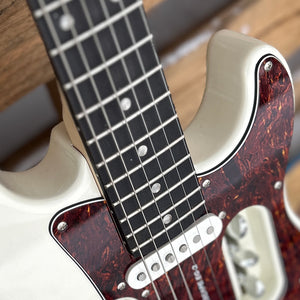 Used Traveler Guitar Escape EG-2 White w/Bag