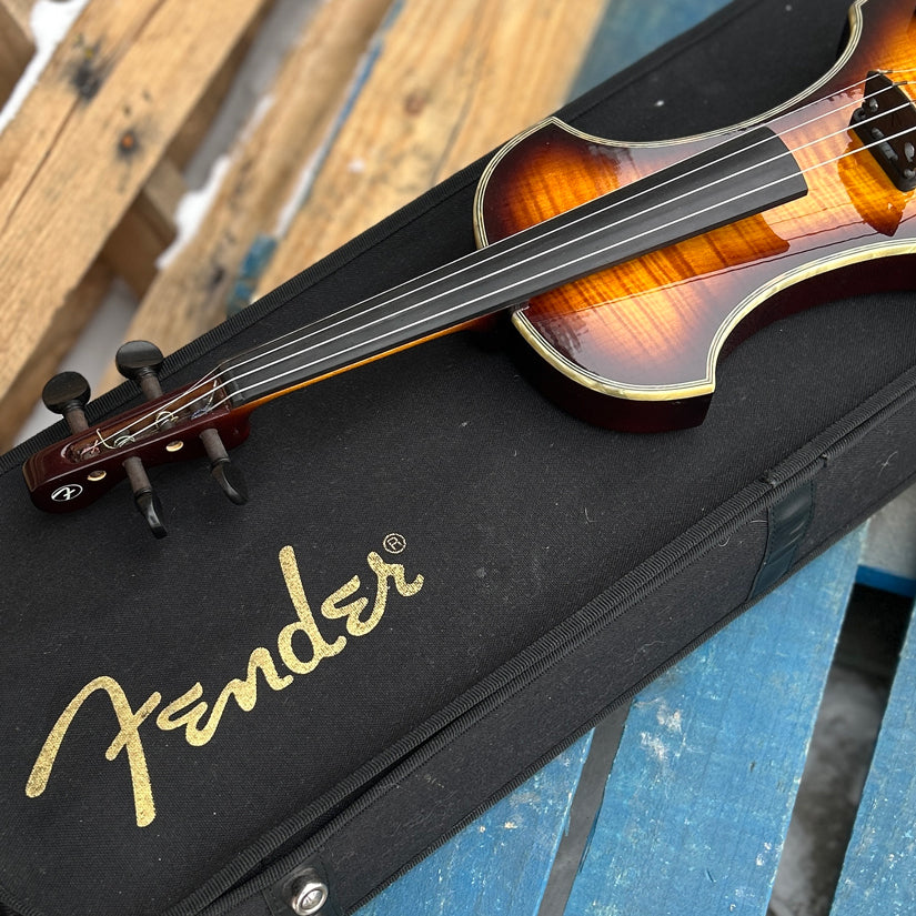 2000 Fender FV-3 Deluxe Violin Flamed Maple Sunburst w/Case