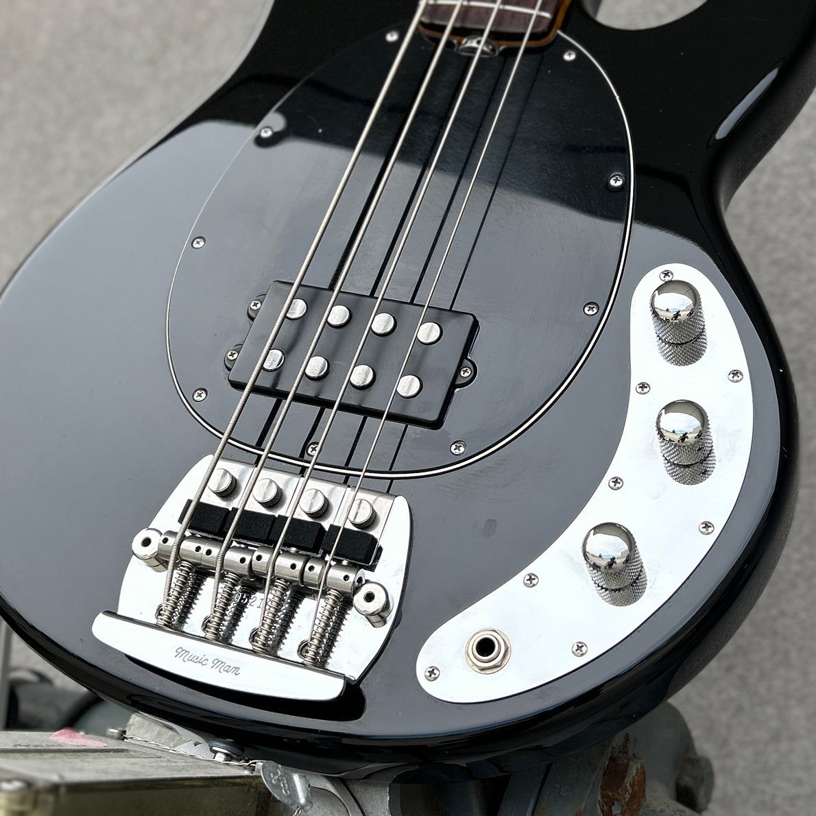 2010 Ernie Ball Music Man Classic StingRay 4 Black w/Mono Gig Bag