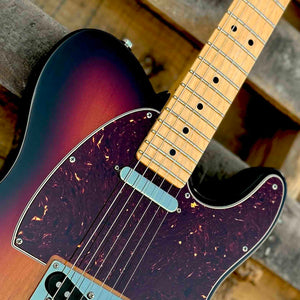 2011 Fender American Standard Telecaster Maple Fretboard Sunburst w/Case