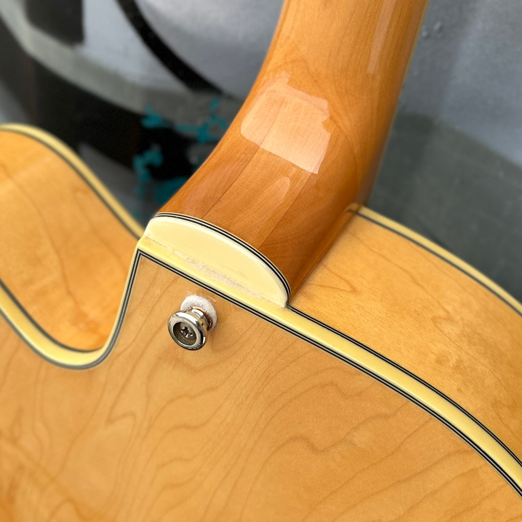 2005 Epiphone Broadway Natural w/Case