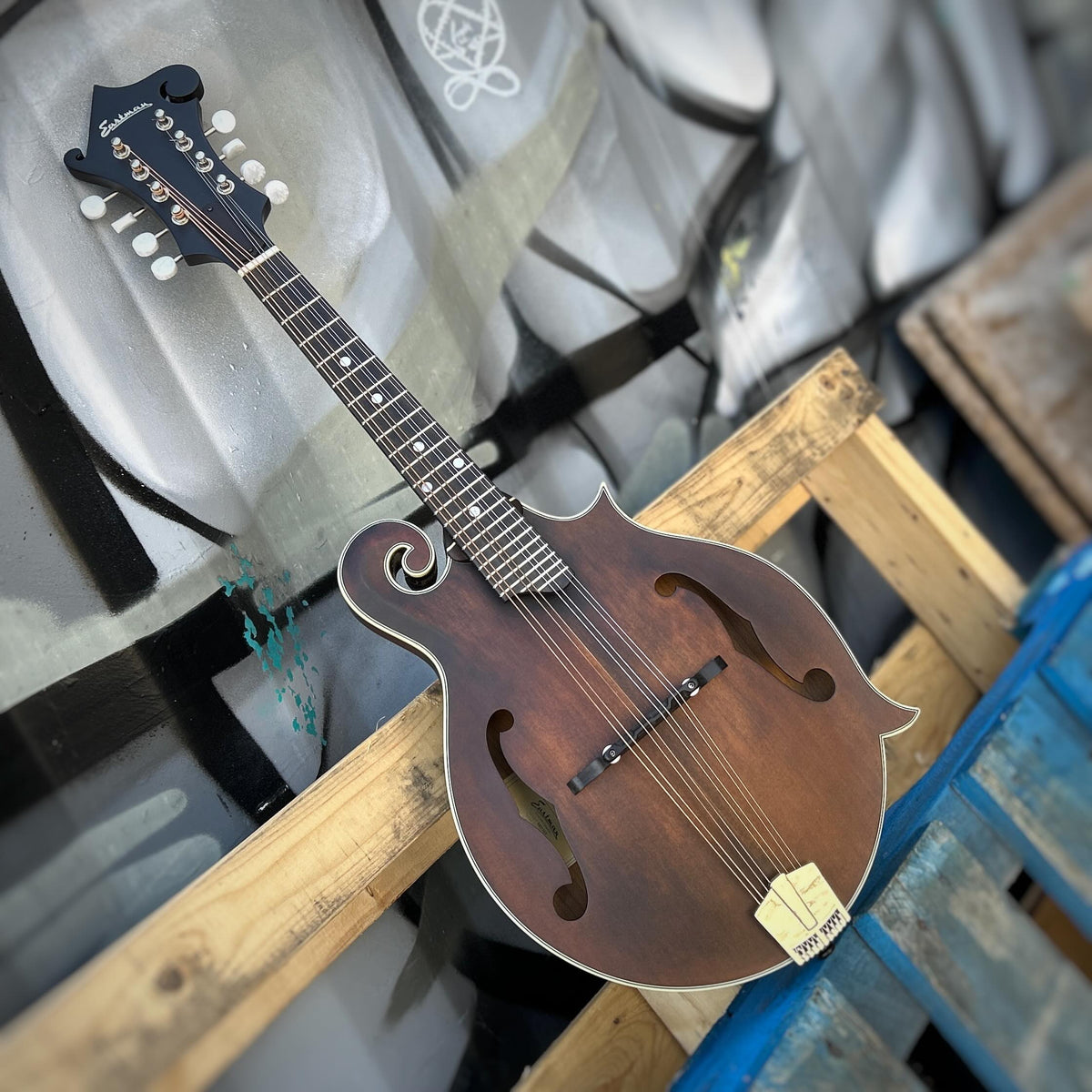 USED Eastman MD315 F-Style Mandolin W/Soft Case