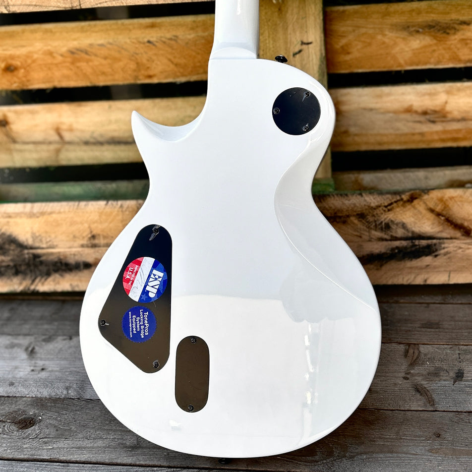 Used ESP LTD EC-1000 Snow White w/Bag
