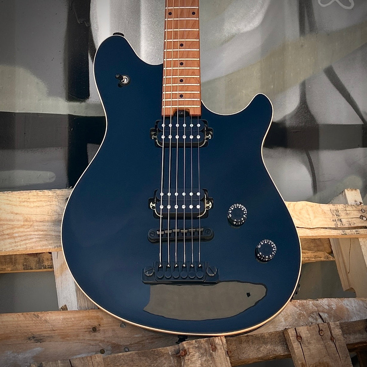 2025 Wolfgang Special TOM, Baked Maple Fingerboard, Gloss Black W/Bag