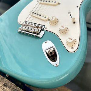 2011 Fender Eric Johnson Stratocaster Tropical Turquoise w/Case