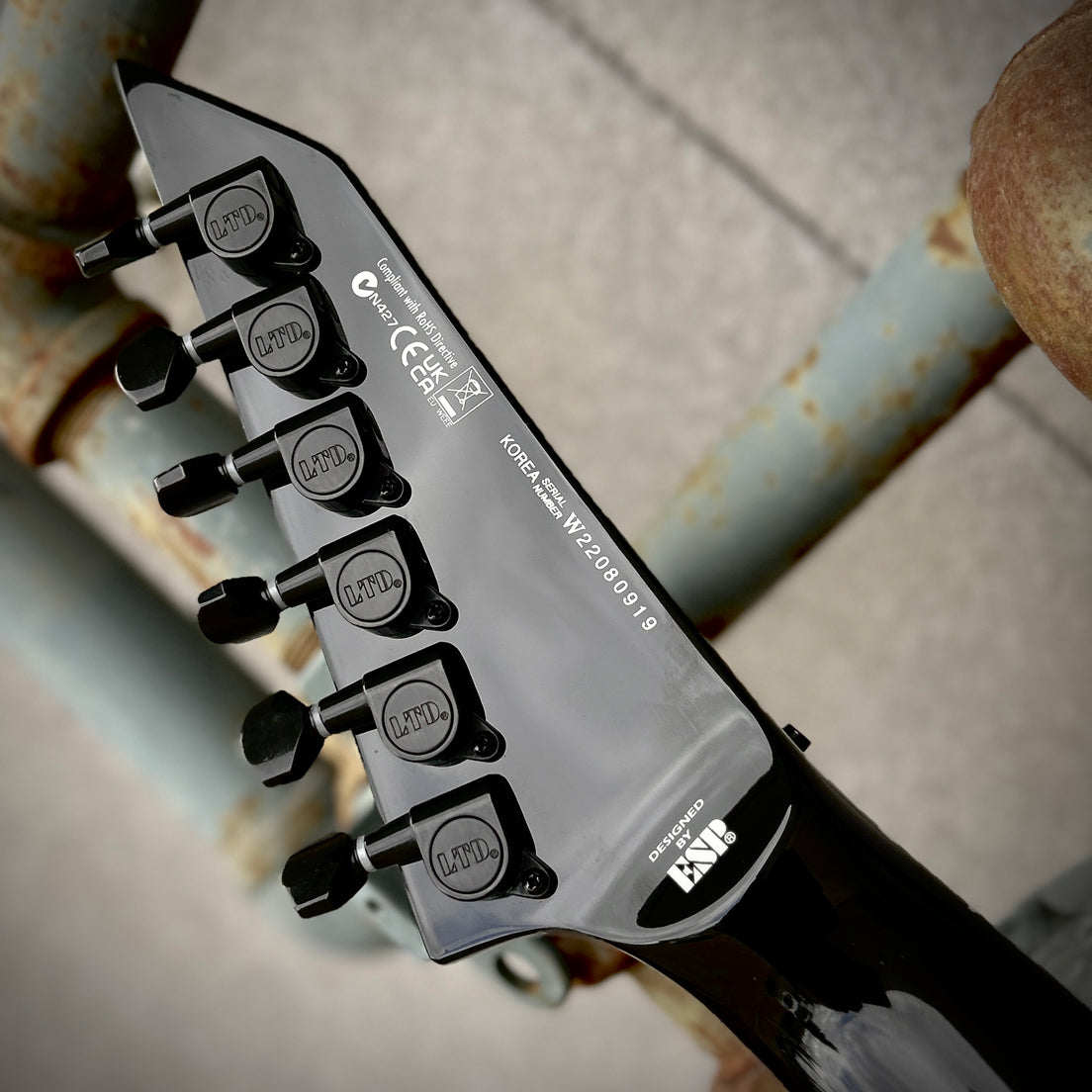 2022 ESP LTD Kirk Hammett KH-602 w/Case