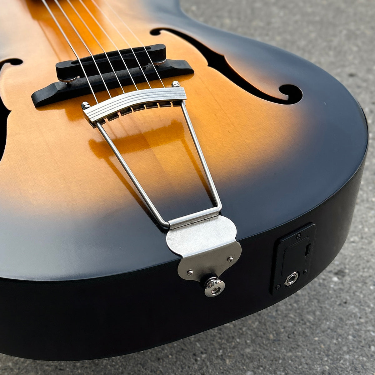 Used Epiphone Masterbilt Century Olympic Violin Burst w/Gig Bag