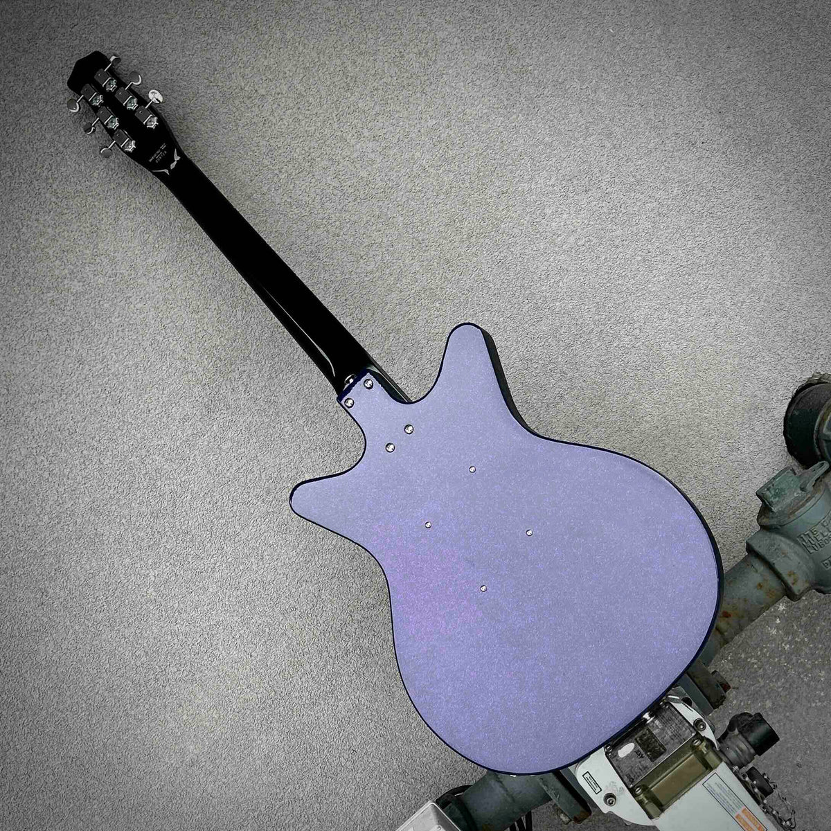 USED Danelectro Blackout 59 Sparkle Purple
