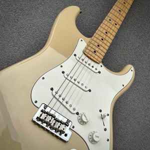 2010 Fender FSR American Standard Strat Desert Sand w/Case