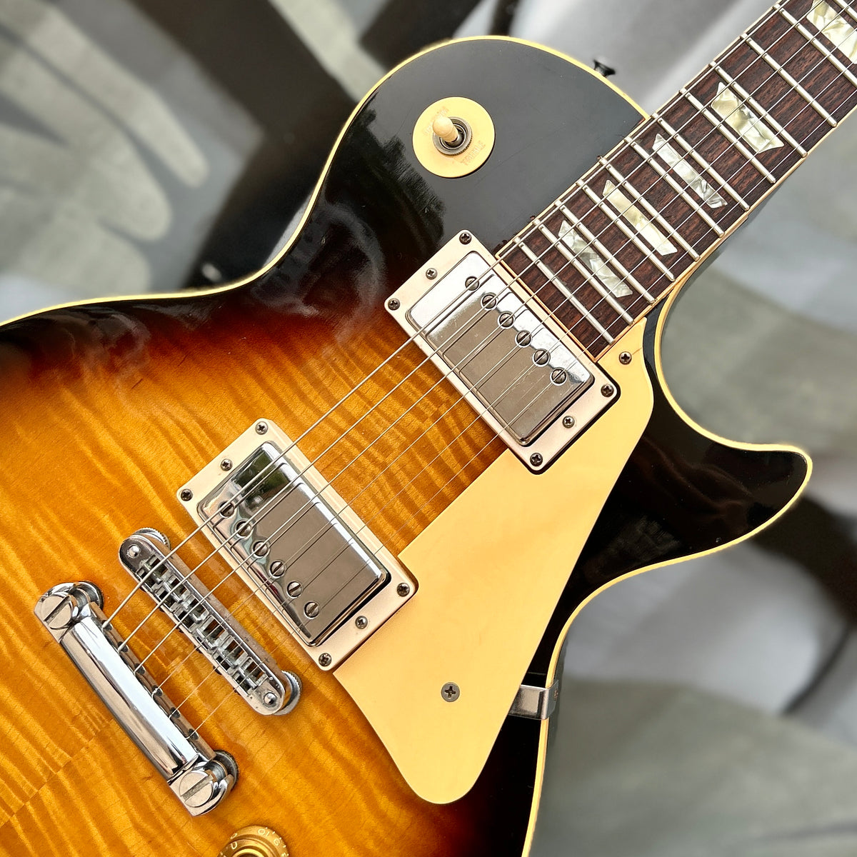 1979 Gibson Les Paul Standard Tobacco Sunburst w/Chainsaw Case