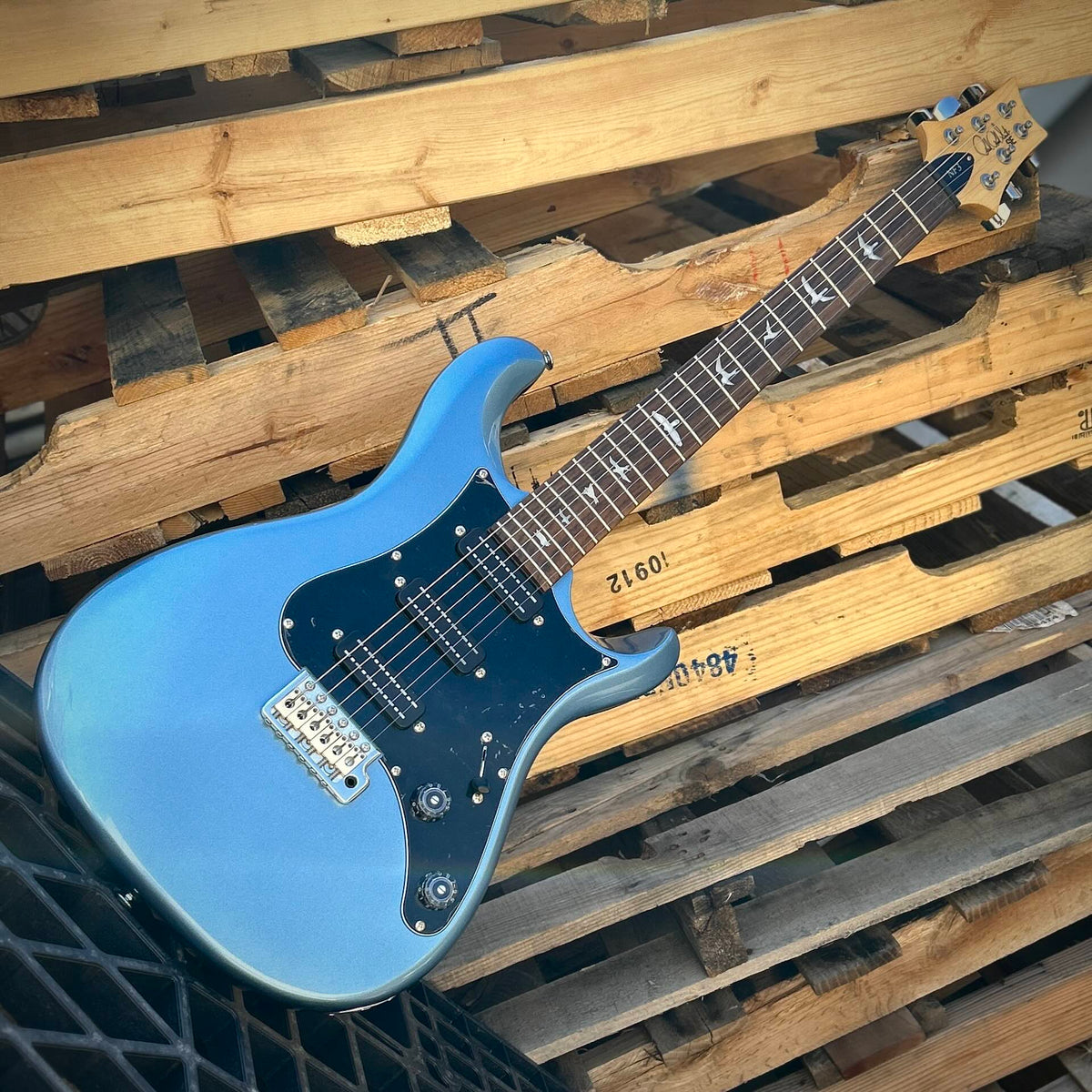 2026 Paul Reed Smith SE NF3 Rosewood Fretboard Ice Blue Metallic w/Gig Bag