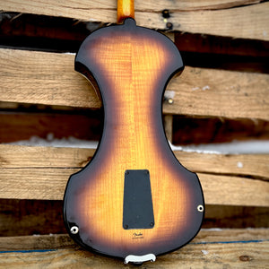 2000 Fender FV-3 Deluxe Violin Flamed Maple Sunburst w/Case