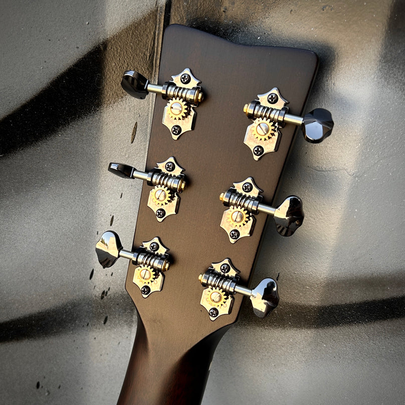 Yamaha FS9 Rosewood w/Case