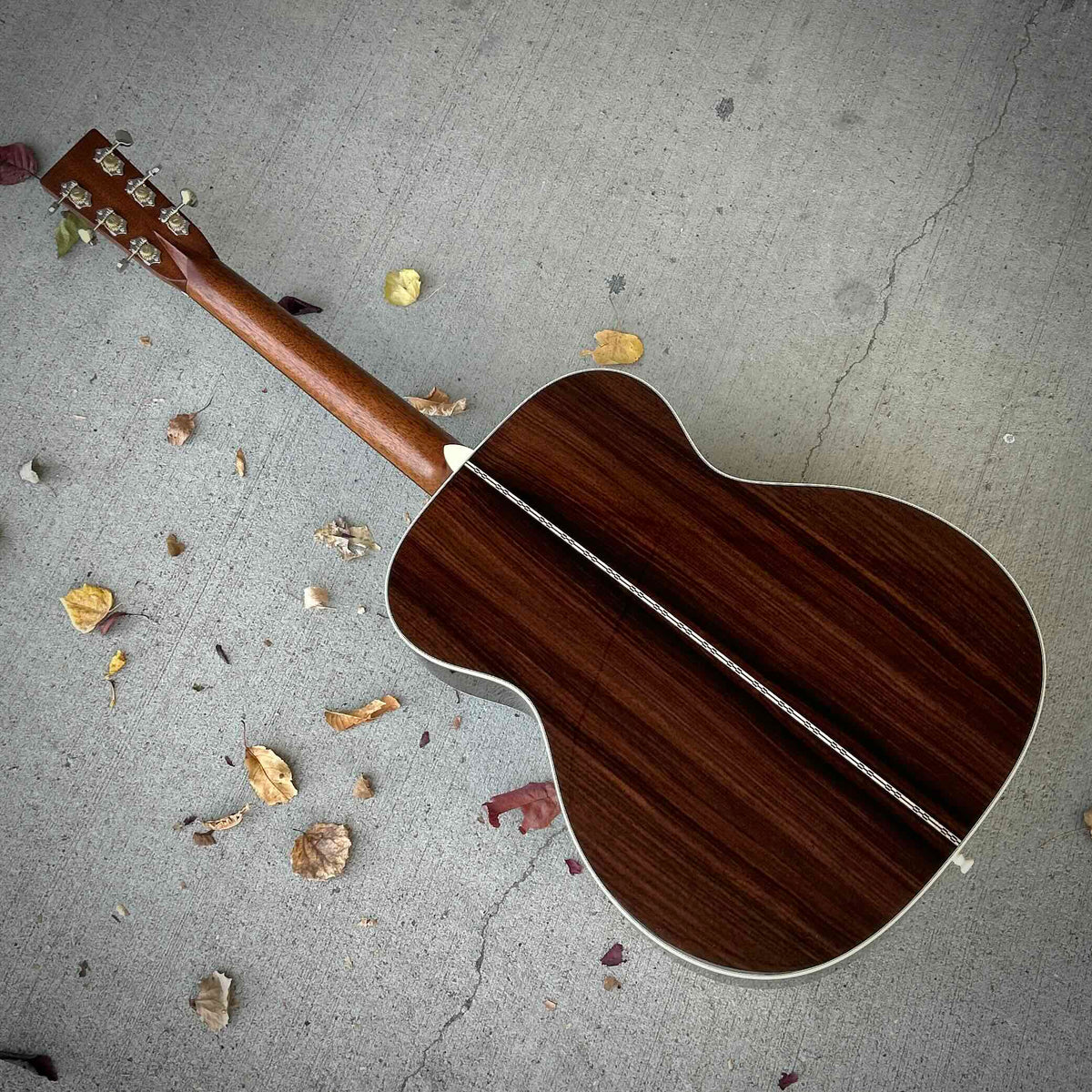 2025 Martin 000-28 w/Case