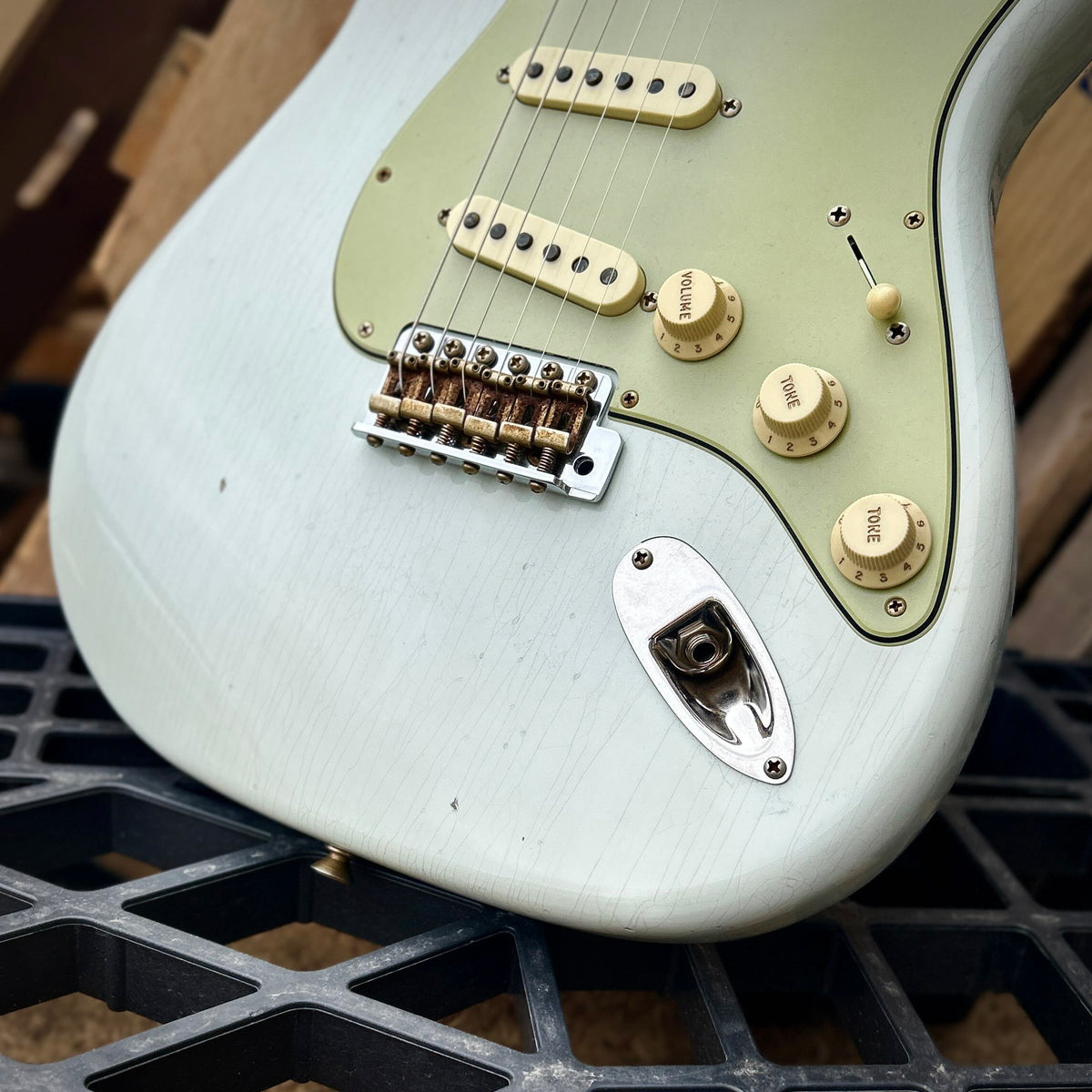 Fender Custom Shop 1959 Stratocaster Journeyman Relic, 3A Rosewood Fingerboard, Super Faded Aged Sonic Blue