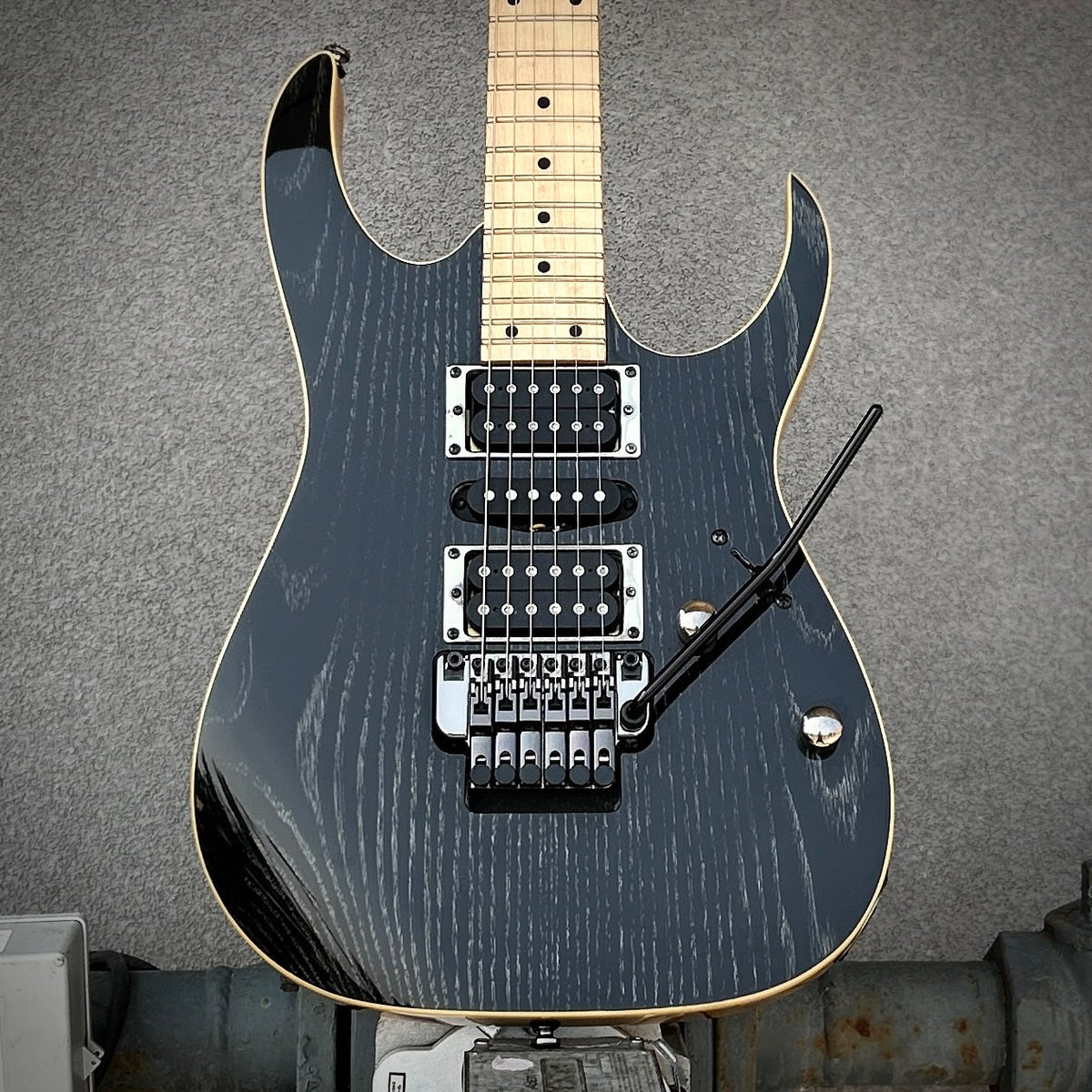 2019 Ibanez RG370AHMZ - Silver Wave Black