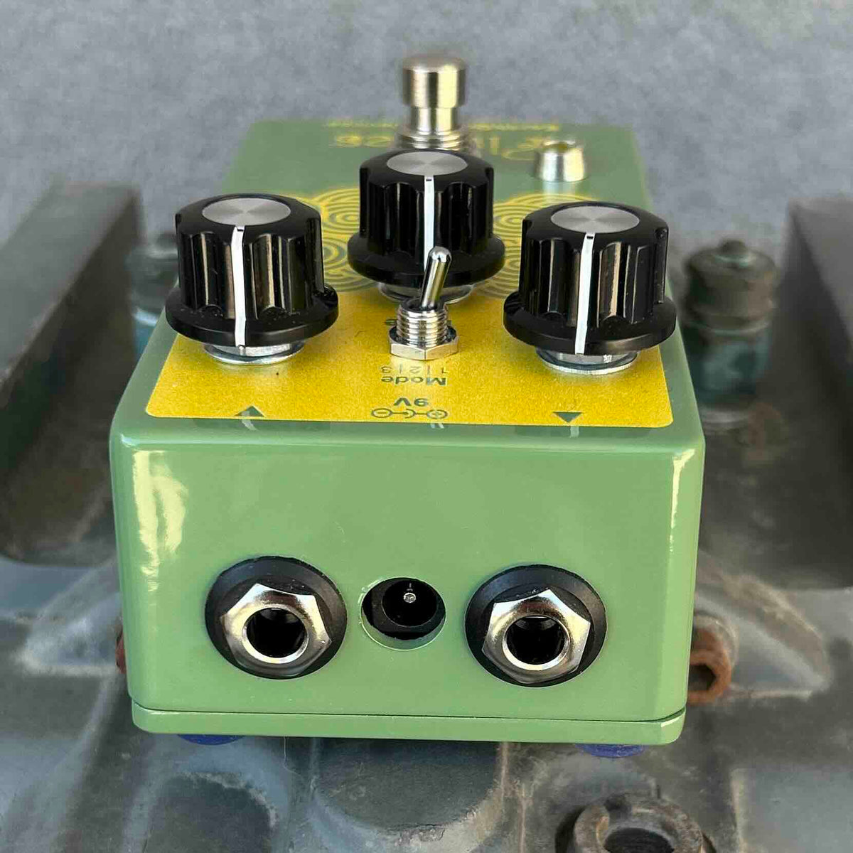 USED Earthquaker Devices Plumes Signal Shredder