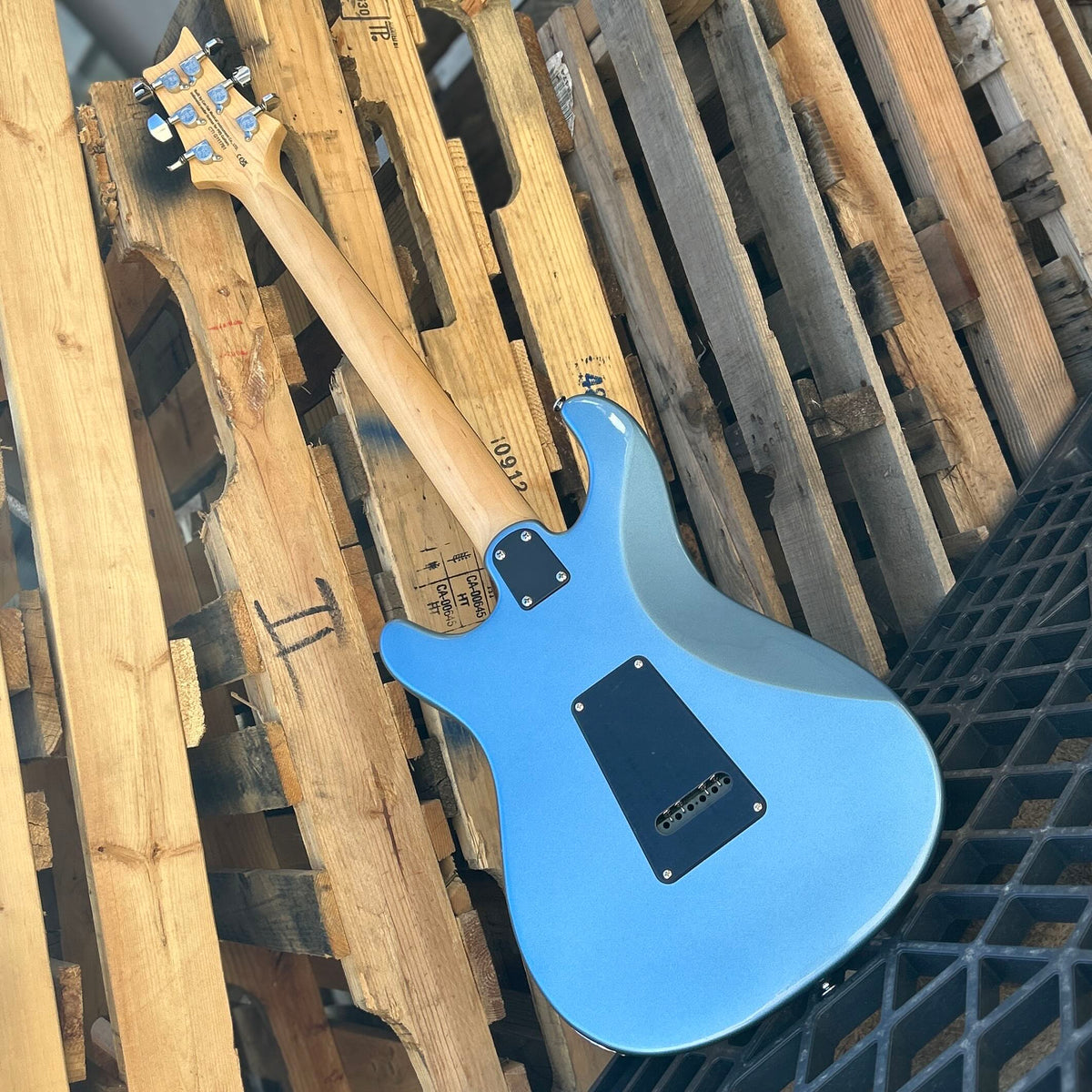2026 Paul Reed Smith SE NF3 Rosewood Fretboard Ice Blue Metallic w/Gig Bag