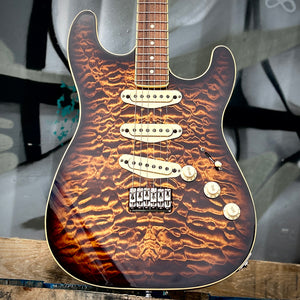 Used Custom Warmoth Stratocaster — AAA Quilted Maple Top, Seymour Duncan Antiquity Pickups w/Fender Case