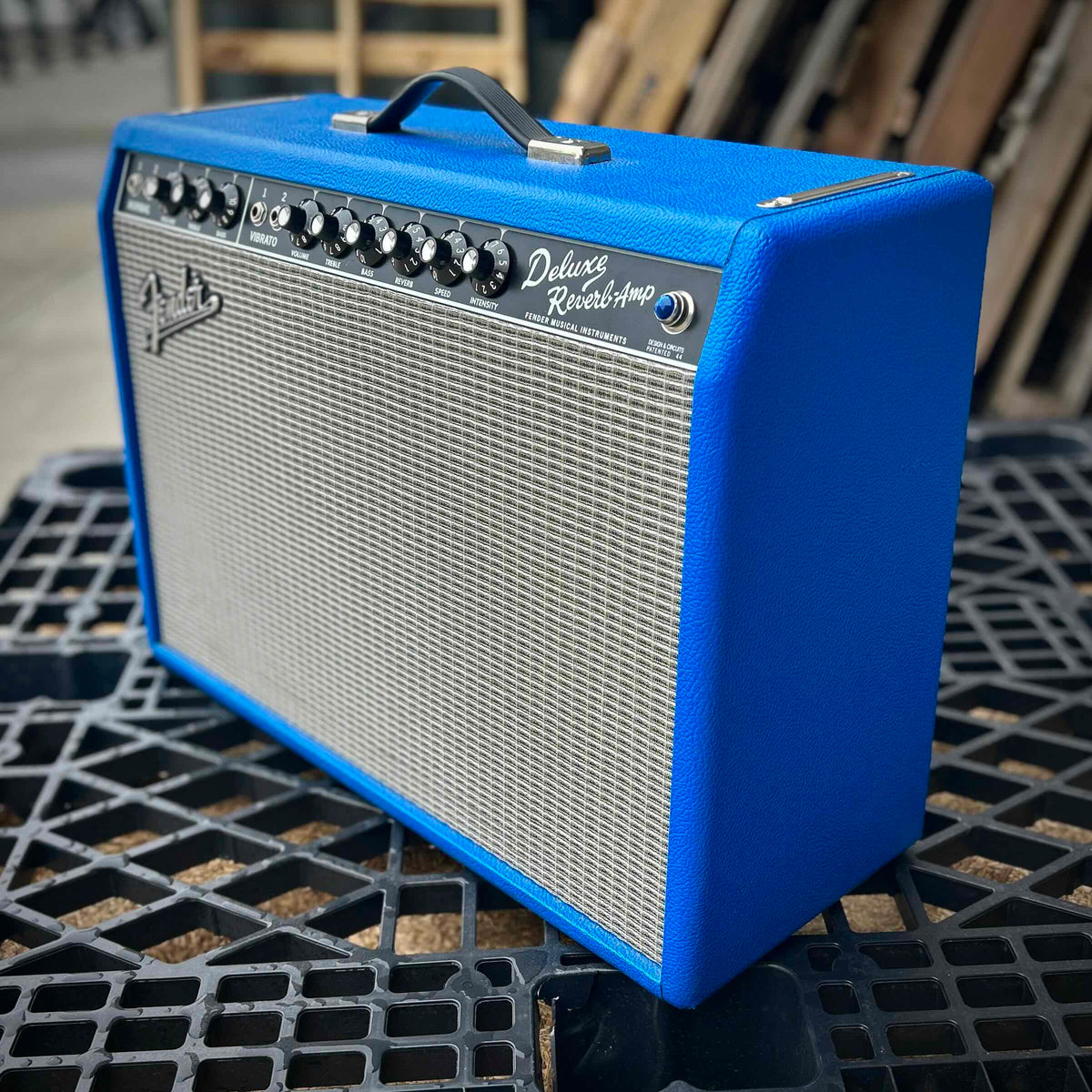 2009 Fender '65 Deluxe Reverb Reissue LTD "Electric Blue" 22-Watt 1x12" Combo